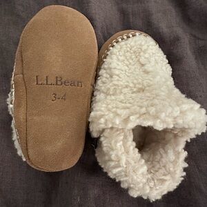L.L. Bean Kids Slippers in Tan and Cream